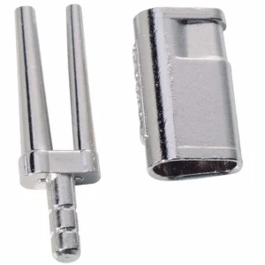 Schmaler Modellpin mit Metallhülse für dentalen Einsatz.