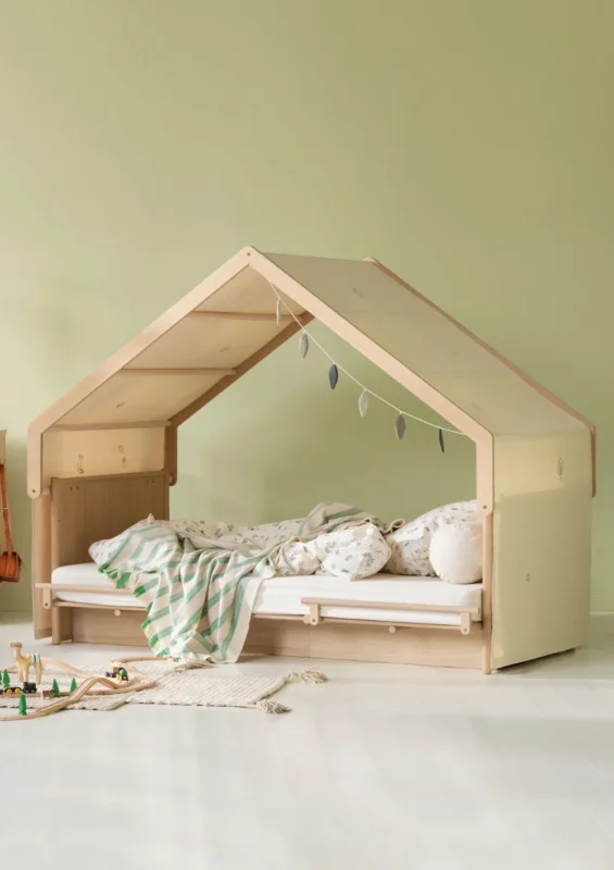 Oliver Furniture Betthimmel mit Stickerei für Hausdach 'Camp Novel' ungefärbt