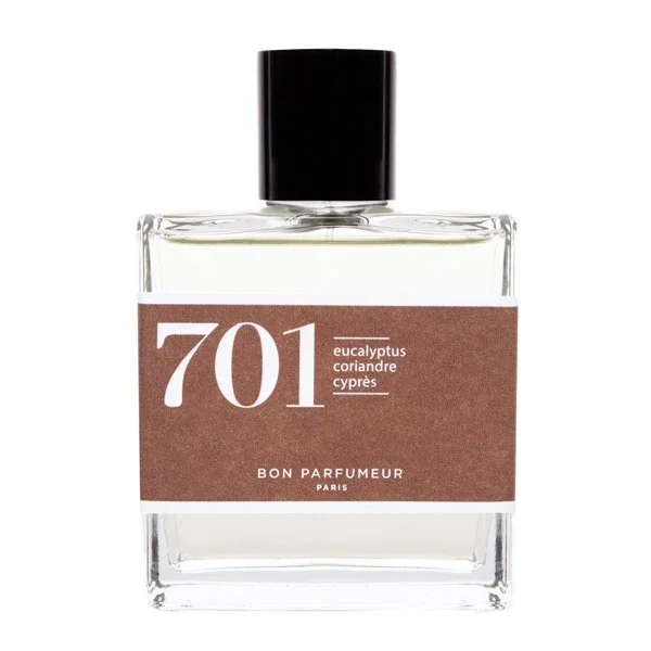 Bon Parfumeur - Les Classiques - 701 Parfumflakon mit klarem Glas und braunem Etikett vor weißem Hintergrund