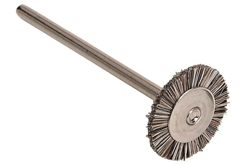 Polierbürste mit 14mm Durchmesser für zahnmedizinische Anwendungen.