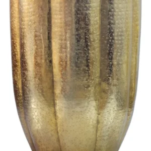 Beistelltisch Aluminium Gold in Gesamtansicht mit vertikalen Rillen und goldener Oberfläche.