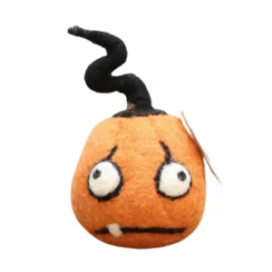 Halloween Filzkürbis "Oh Nein" von Grace und Gloria aus orangenem und schwarzen Filz mit leicht überfordertem Gesichtsausdruck.