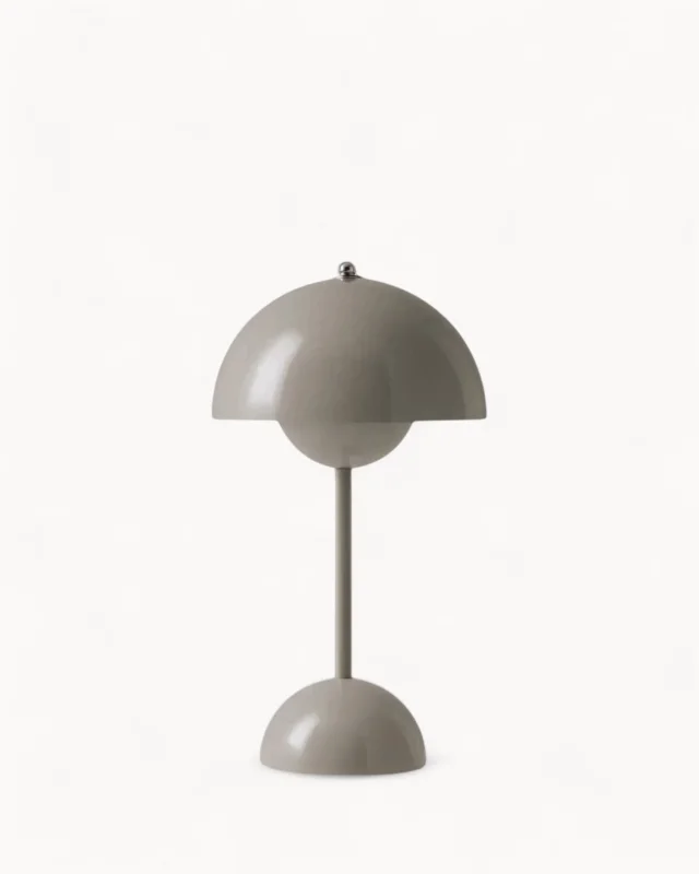 Brehn | NordLight – LED Tischlampe skandinavisches Design, dimmbar und nachhaltig in Metall
